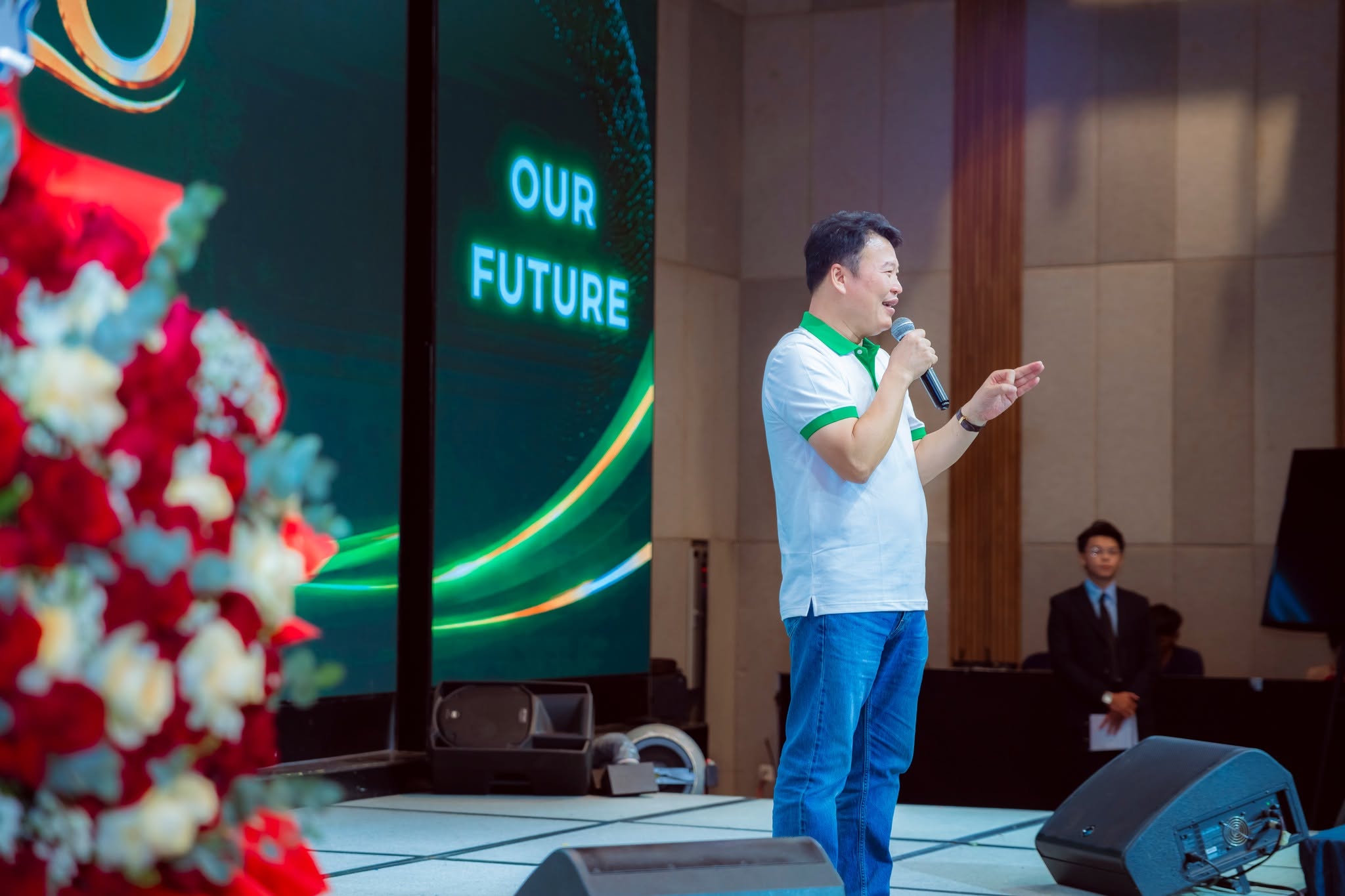 GALA KỶ NIỆM 20 NĂM UHY VIỆT NAM – DẤU ẤN CỦA SỰ ĐỒNG HÀNH 1 785602872 1709048924557191 8573837440234890835 n